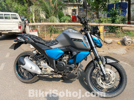 Yamaha Fzs v3